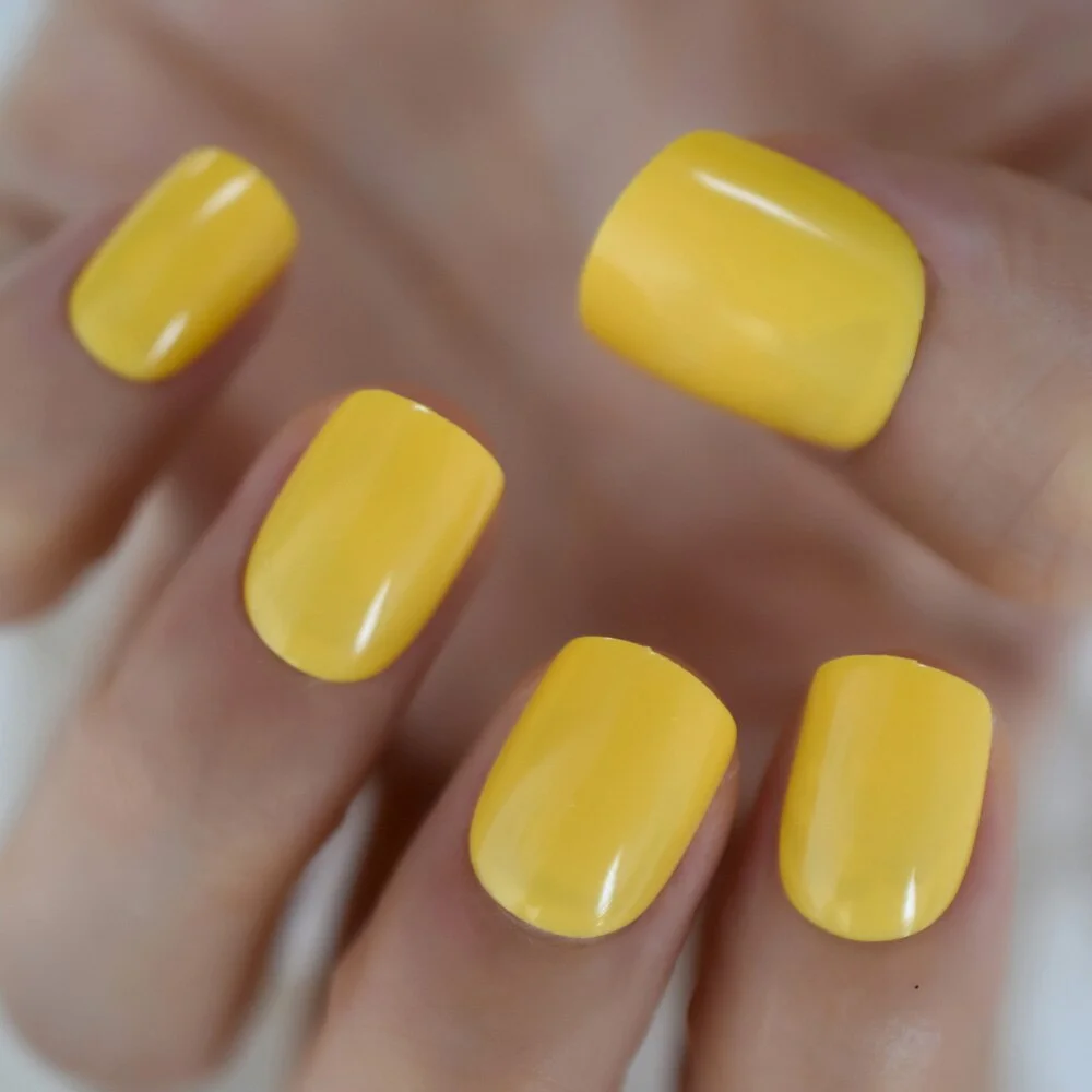 24/PCS Oval Short False Nails Pure Yellow Color Wholesale Short Nail Art Fake Nails Tips Full Cover Charming Fashion-Nail Inspo