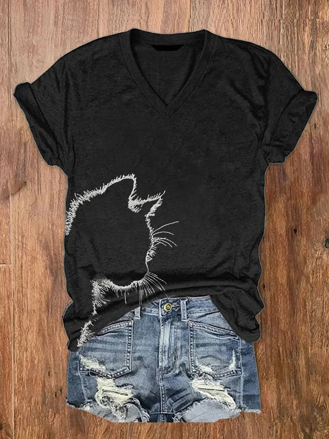 Women's Cat Embroidery Print V-Neck T-Shirt