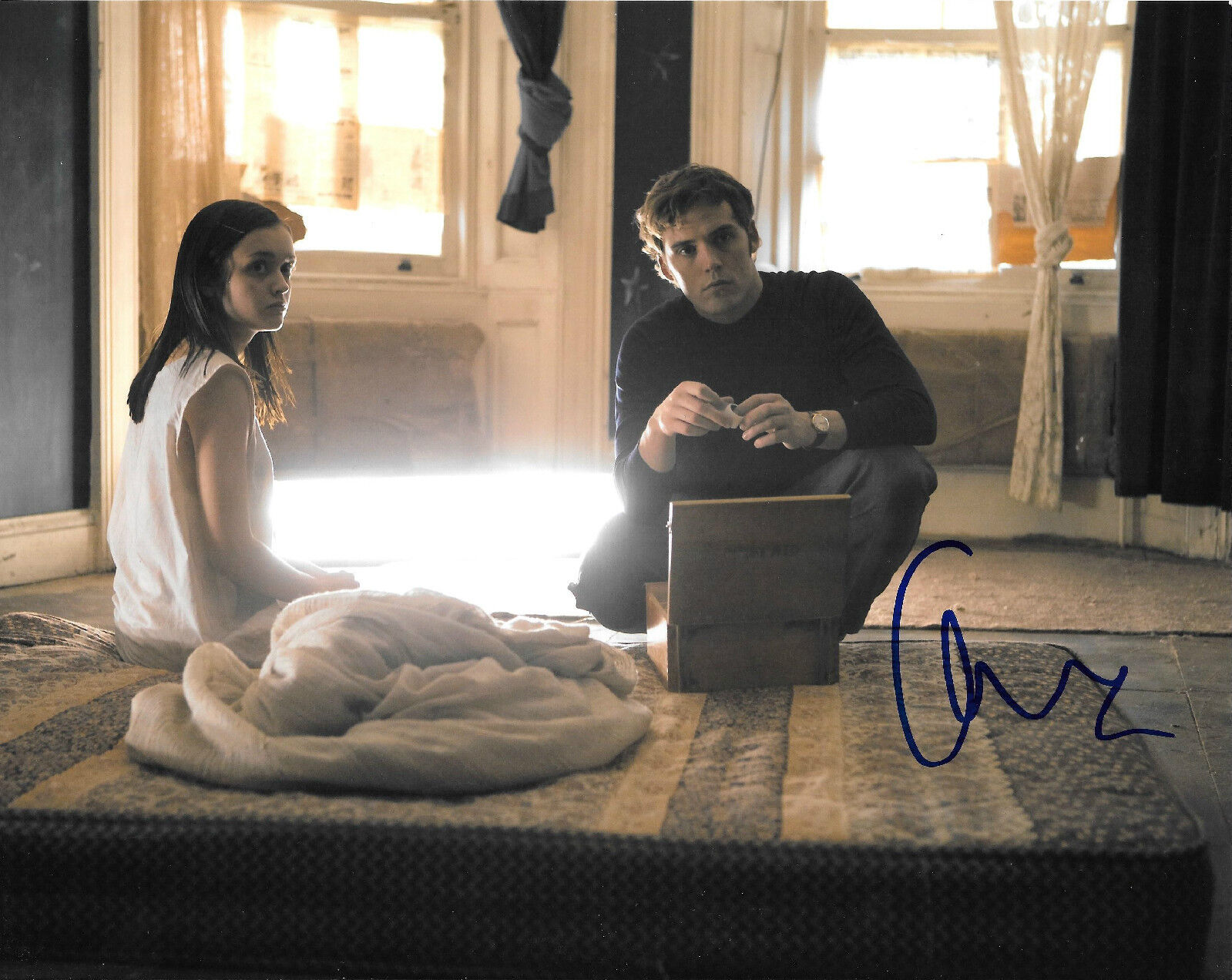 GFA The Quiet Ones * OLIVIA COOKE * Signed 8x10 Photo Poster painting AD5 COA