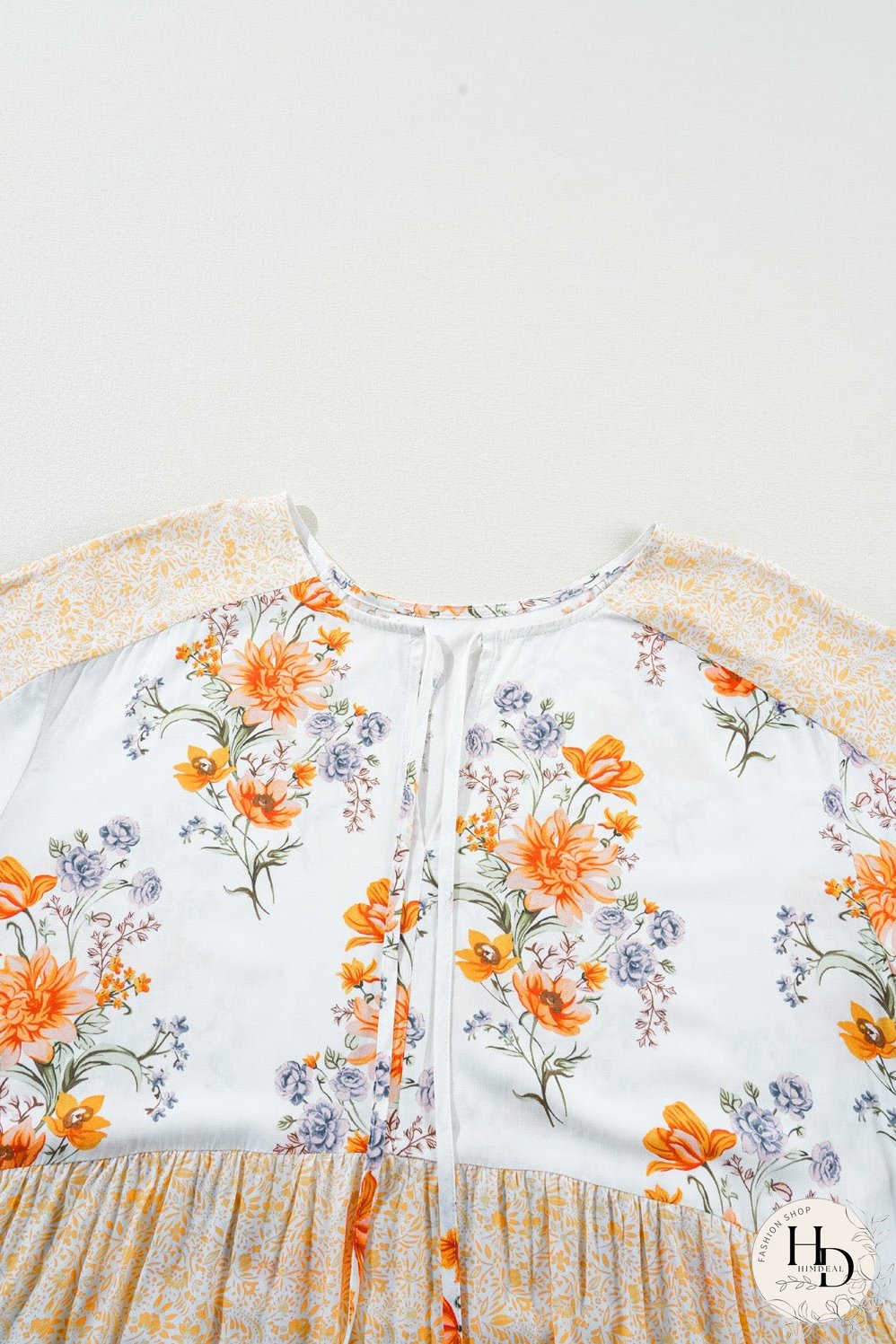 White Plus Size Floral Print V Neck Puff Sleeve Blouse