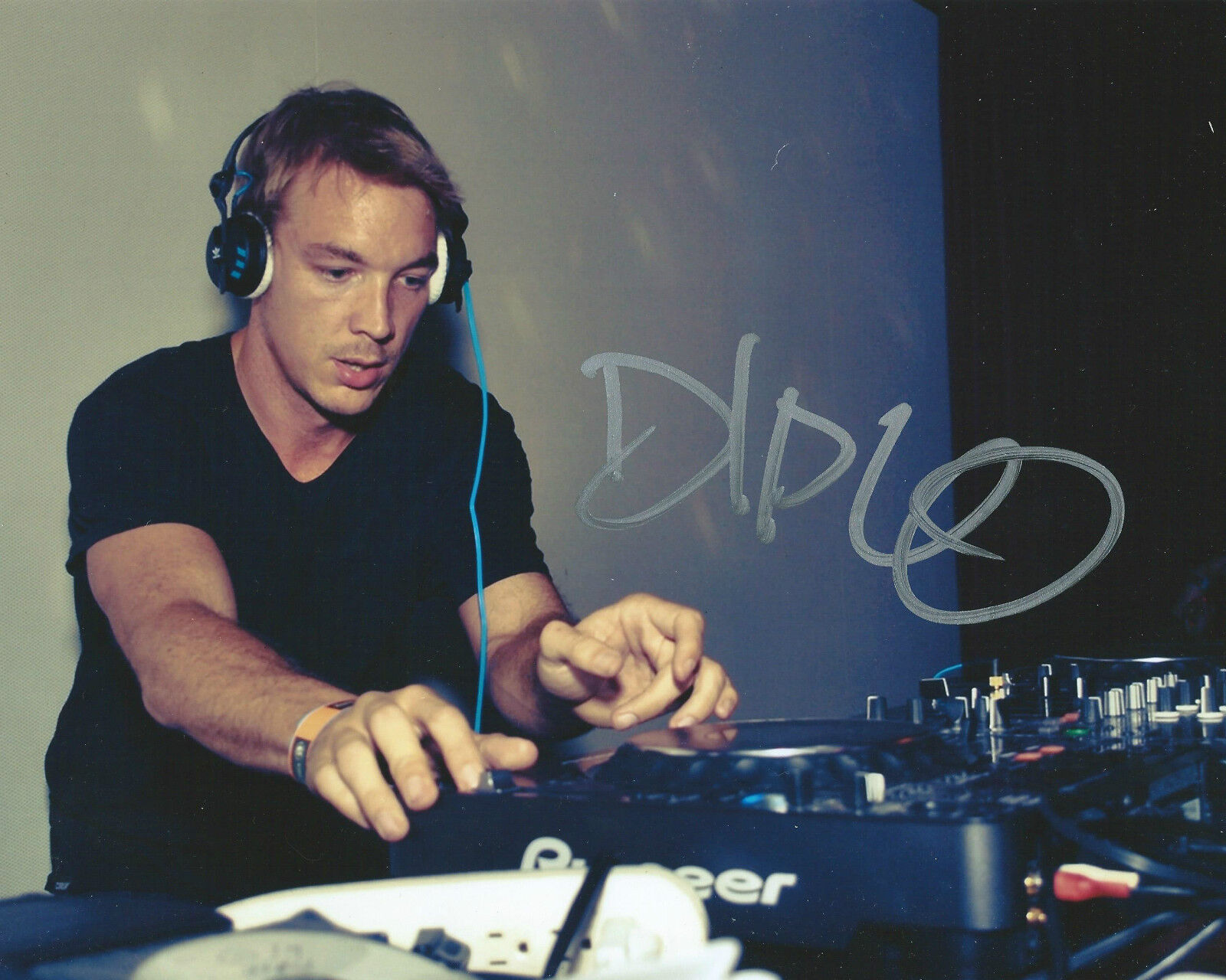 **GFA Thomas Pentz *DJ DIPLO* Signed 8x10 Photo Poster painting D2 COA**