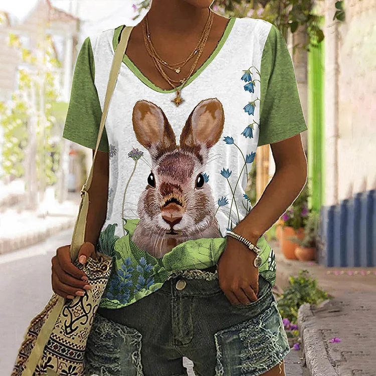 VChics Cute Easter Bunny In The Green Plants Printed V-Neck T-Shirt