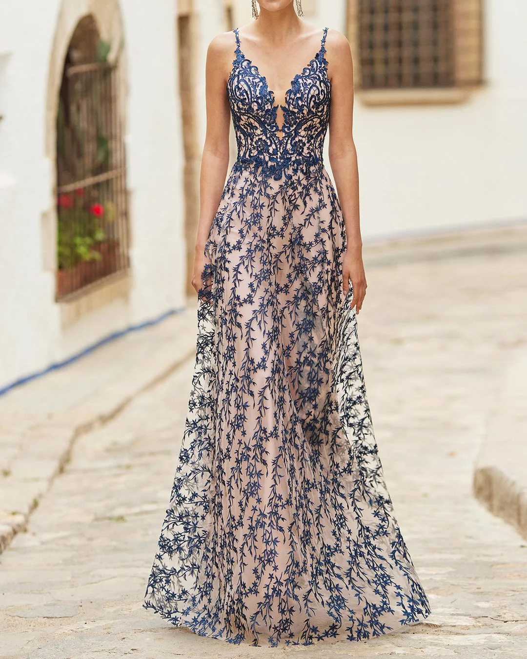 Embroidered mesh lace maxi dress Gown