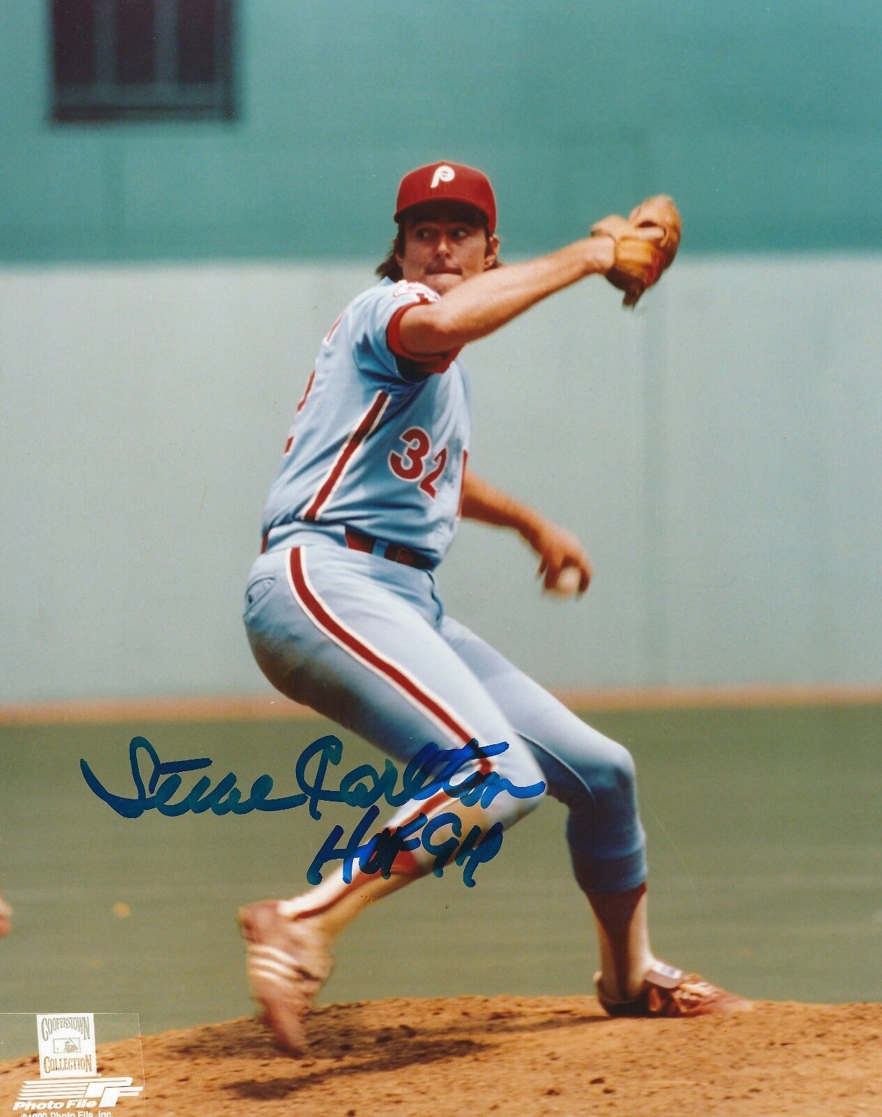 Autographed 8x10 STEVE CARLTON HOF 94 Philadelphia Phillies Photo Poster painting - COA