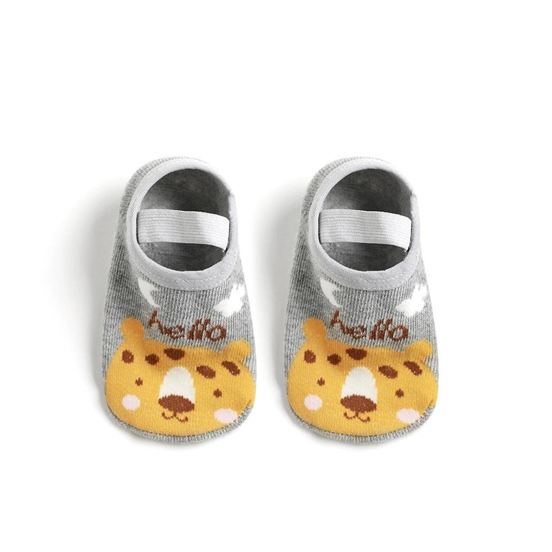 Kid’s Cute Letter Star Cotton Jacquard Crew Socks 2 Pieces