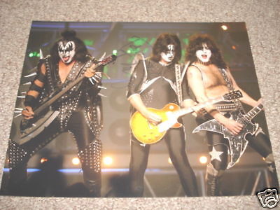 Tommy Thayer Kiss IP Signed Autographed 8x10 Photo Poster painting