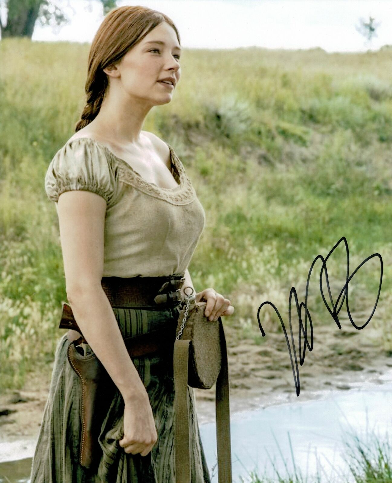 Haley Bennett SIGNED 10X8 Photo Poster painting Genuine Signature AFTAL COA (5555)