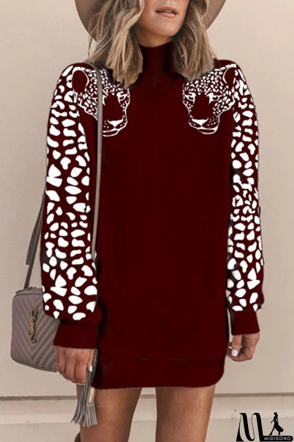 MidiSono - Turtleneck Leopard Print Sweatshirt