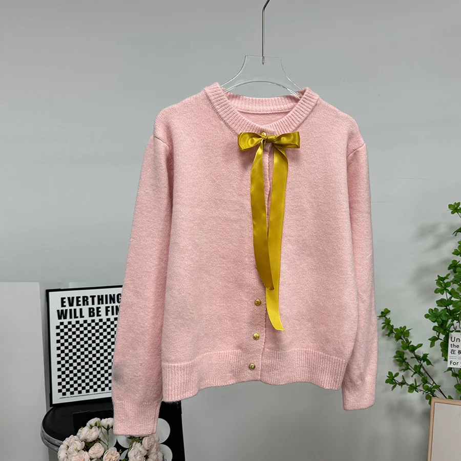 Athvotar Athvotar Gold Buckle Simple Knitted Cardigan 2025 Spring New Round-Neck Short Sweater Jacket