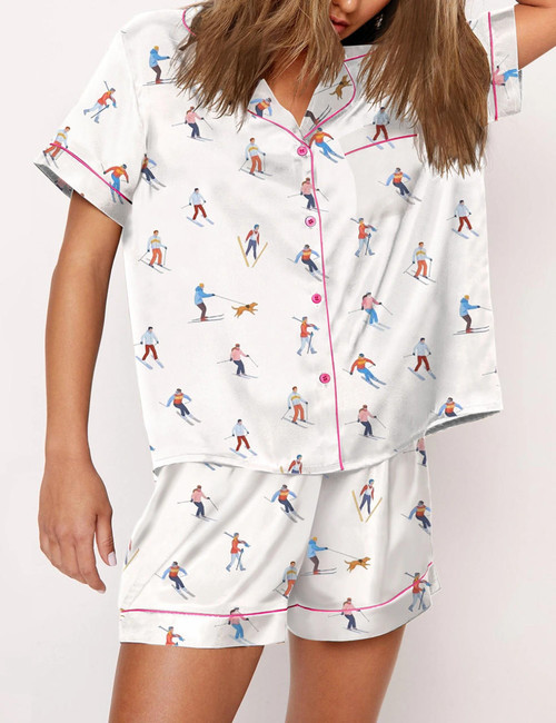 Rotimia Skiing Holiday Short Sleeves Pajama Set
