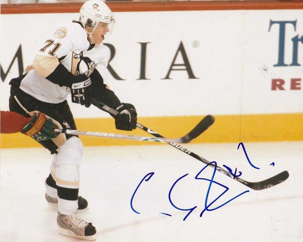 EVGENI MALKIN SIGNED PITTSBURGH PENGUINS 8x10 Photo Poster painting #1 Autograph