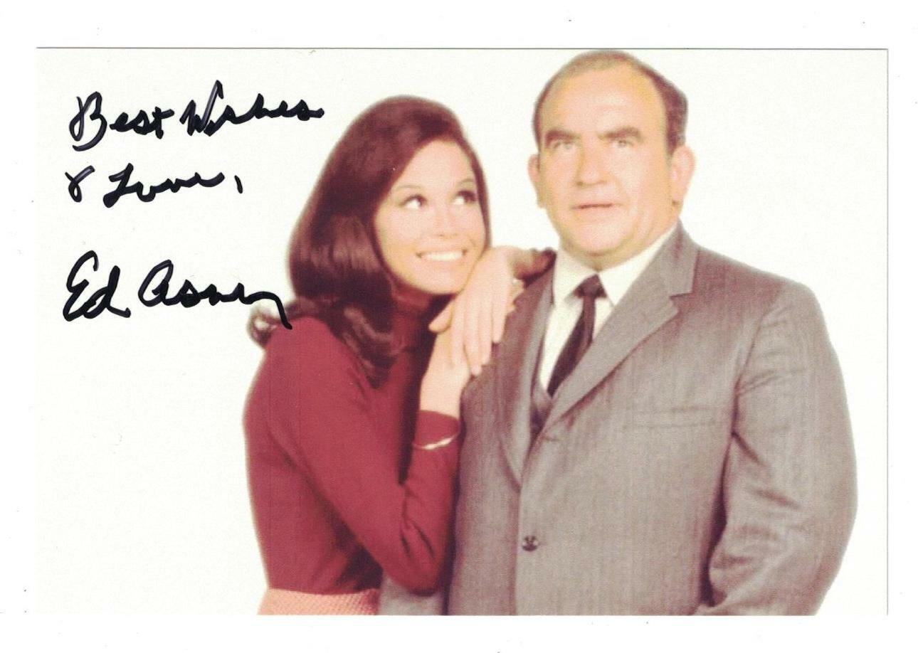 Ed Asner Signed Autographed 4 x 6 Photo Poster painting Actor