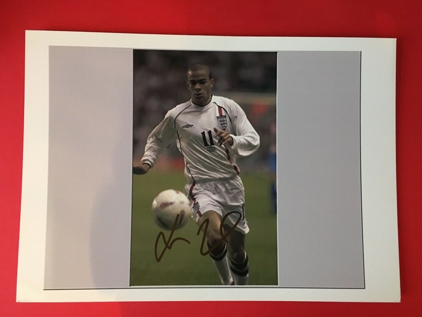 KIERON DYER - ENGLAND INTERNATIONAL FOOTBALLER - SIGNED COLOUR Photo Poster painting