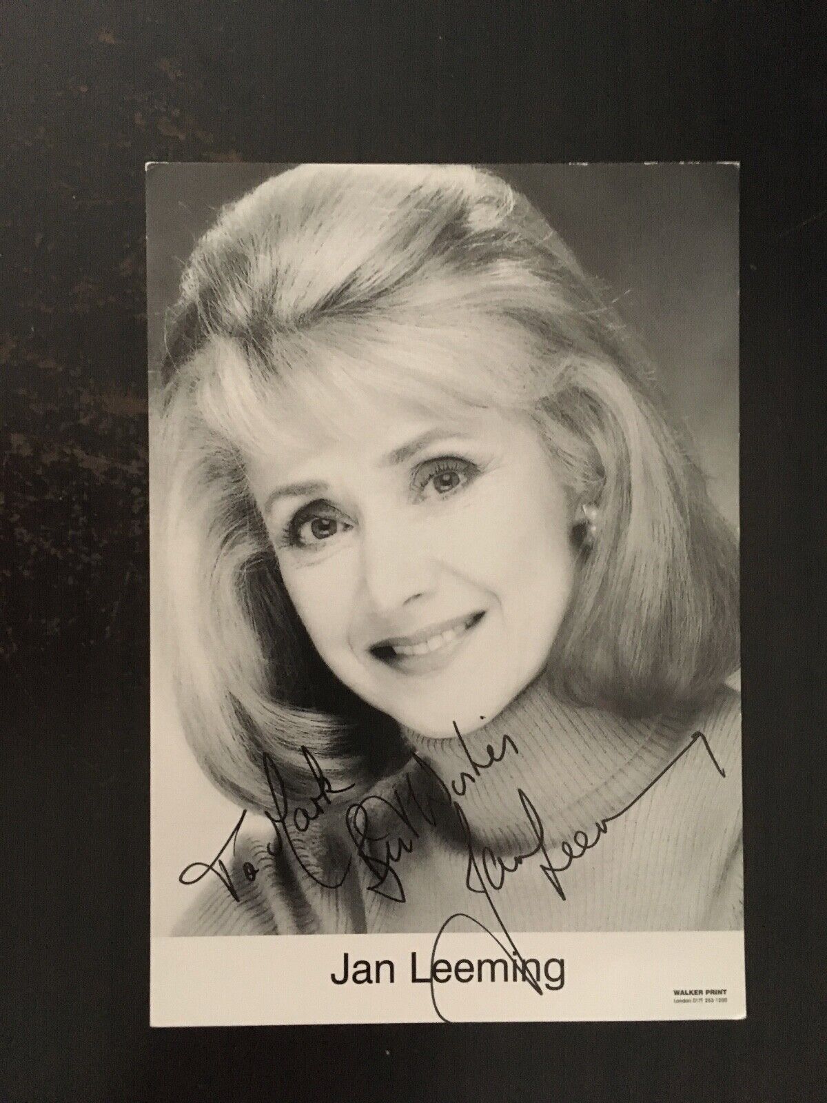 JAN LEEMING - POPULAR BRITISH NEWS READER - EXCELLENT SIGNED Photo Poster paintingGRAPH