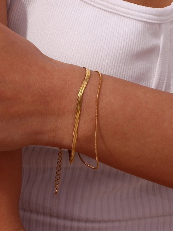 Retro Round Solid Color 304 Stainless Steel 18K Gold Plated Bracelets In Bulk