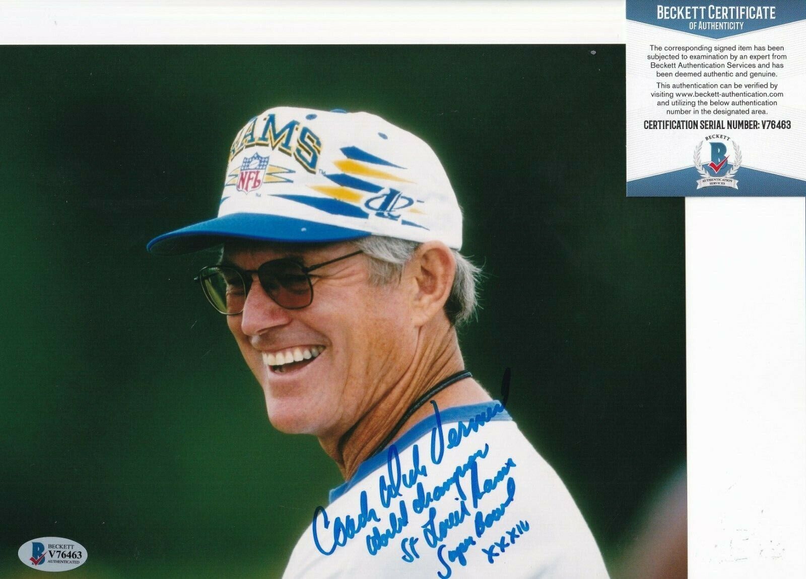 DICK VERMEIL signed (ST LOUIS RAMS) Football 8X10 Photo Poster painting BECKETT BAS V76463