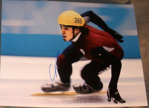 APOLO ANTON OHNO SIGNED AUTOGRAPH ON ICE SPEEDING Photo Poster painting