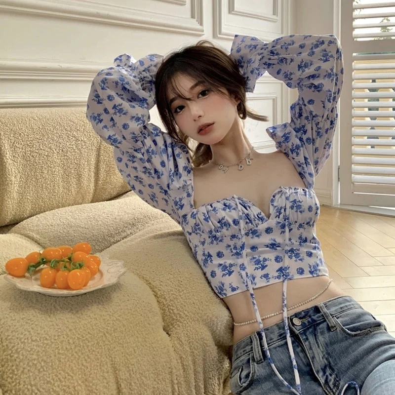 Summer Elegant Retro Long-Sleeved Shirt Women's Square Collar Puff Sleeve Long-Sleeved Short Top Floral Lace French Dress 2021