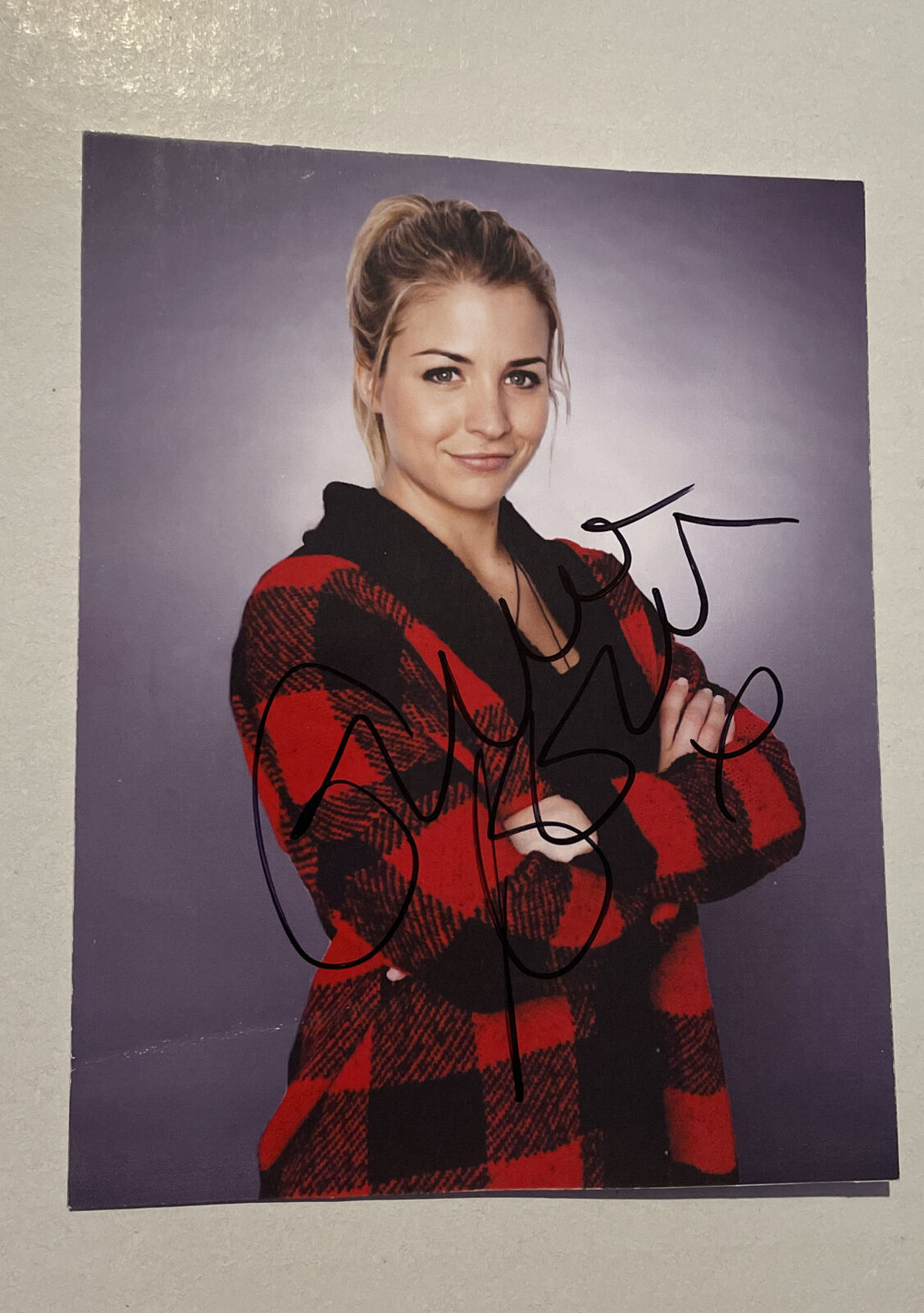 EMMERDALE (Carly) GEMMA ATKINSON HAND SIGNED Photo Poster painting AUTOGRAPH SLIGHT DAMAGE ITV