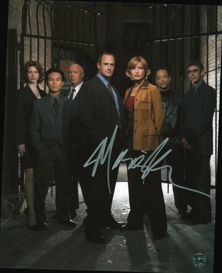 MARISKA HARGITAY Autographed Original 8x10 Photo Poster painting LOA TTM