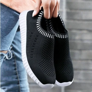 Lucyever breathable mesh sneakers women spring 2021 flat heel plus size 43 soft bottom walking shoes woman knitted loafers flats