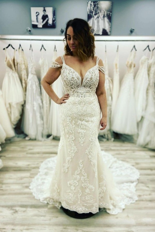 Elegant Spaghetti Straps Lace Mermaid Sweetheart Wedding Dress With Appliques Floor-length | Ballbellas Ballbellas