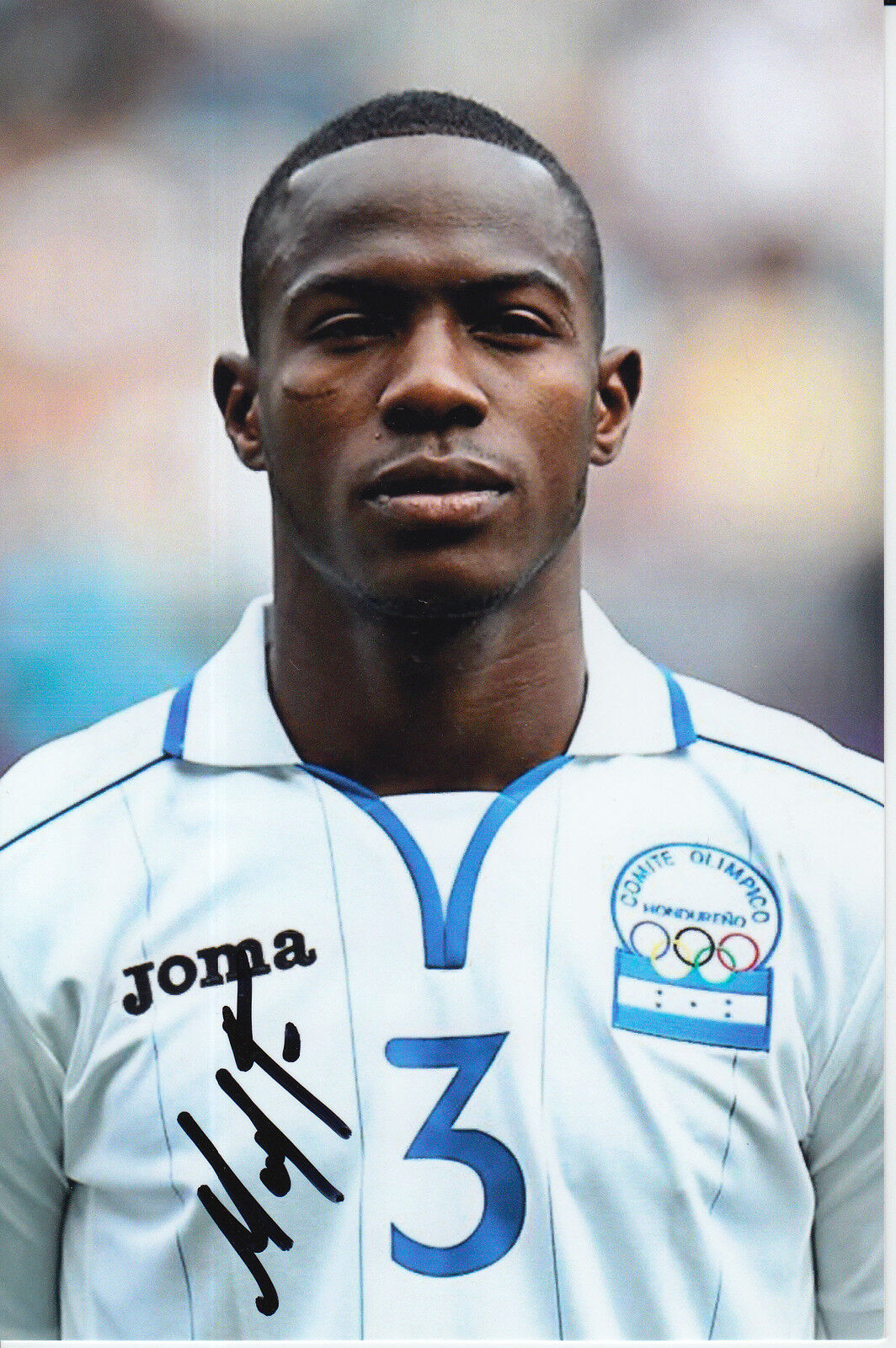 HONDURAS HAND SIGNED MAYNOR FIGUEROA 6X4 Photo Poster painting 1.