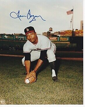 Leon Wagner Signed - Autographed Los Angeles Angels 8x10 inch Photo Poster painting + RDM COA