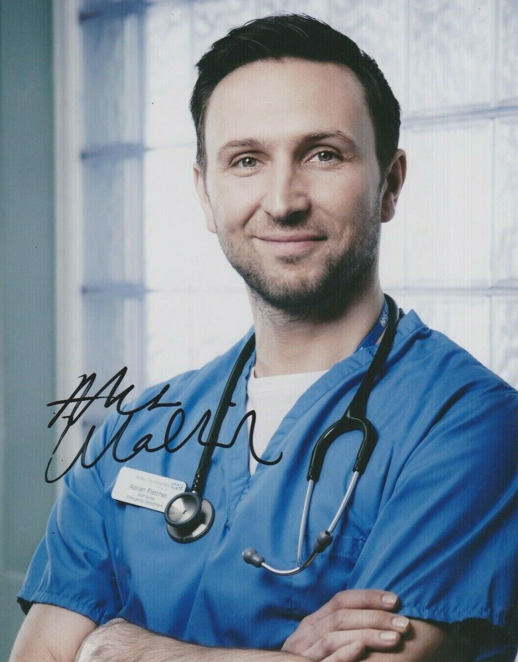 Alex Walkinshaw (Holby City) **HAND SIGNED** 10x8 Photo Poster painting ~ AUTOGRAPHED