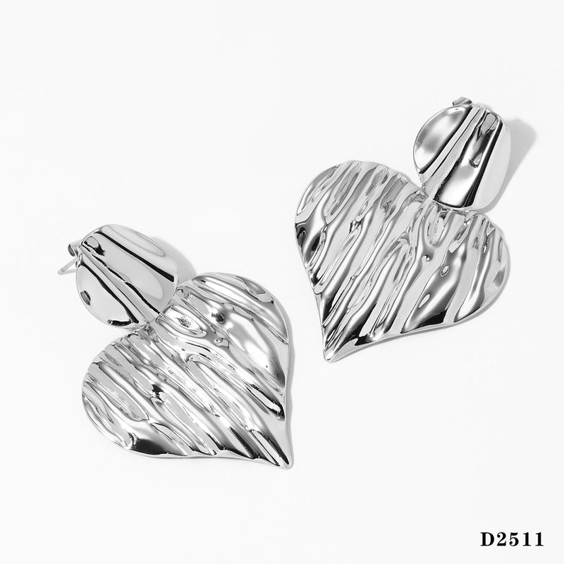316 Stainless Steel New Gold And Silver Color Matching Heart Earrings And Necklace Set Fashion Exaggerated Irregular Pleated Heart-Shaped Jewelry Set