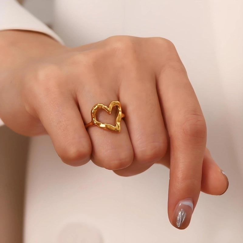 IG Style Sweet Heart Shape 304 Stainless Steel 18K Gold Plated Hollow Out Rings