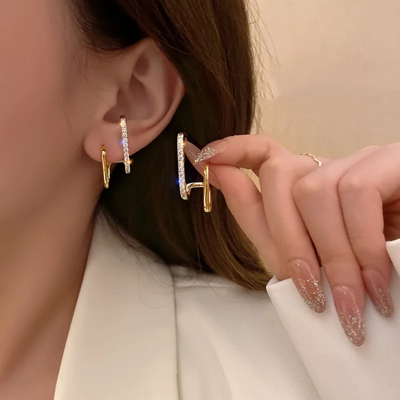 LATS 2025 New Design Irregular U-shaped Gold Color Earrings for Woman Korean Crystal Fashion Jewelry Unusual Accessories Girls | Skillofyz