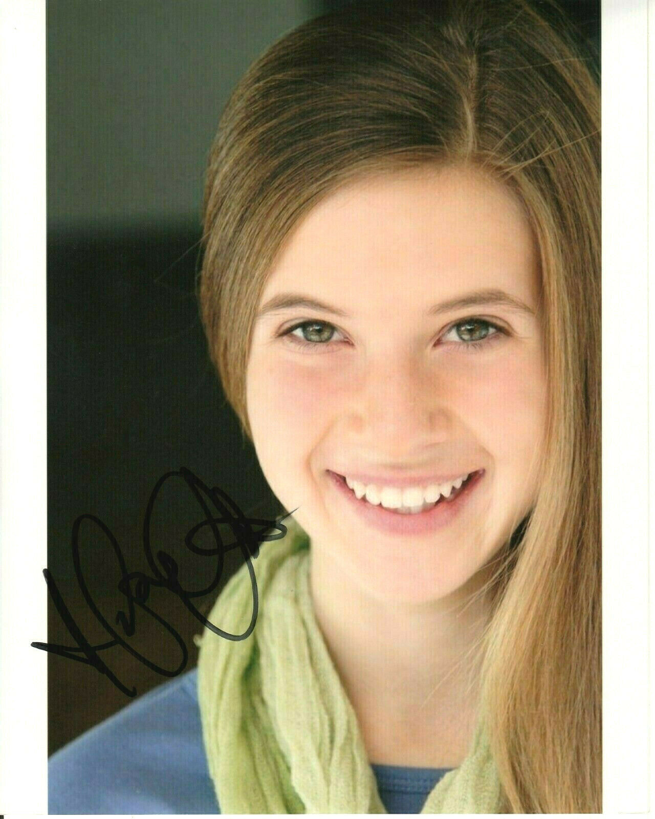 CAROLINE SUNSHINE hand-signed BEAUTIFUL 8x10 COLOR CLOSEUP w/ uacc rd coa PROOF