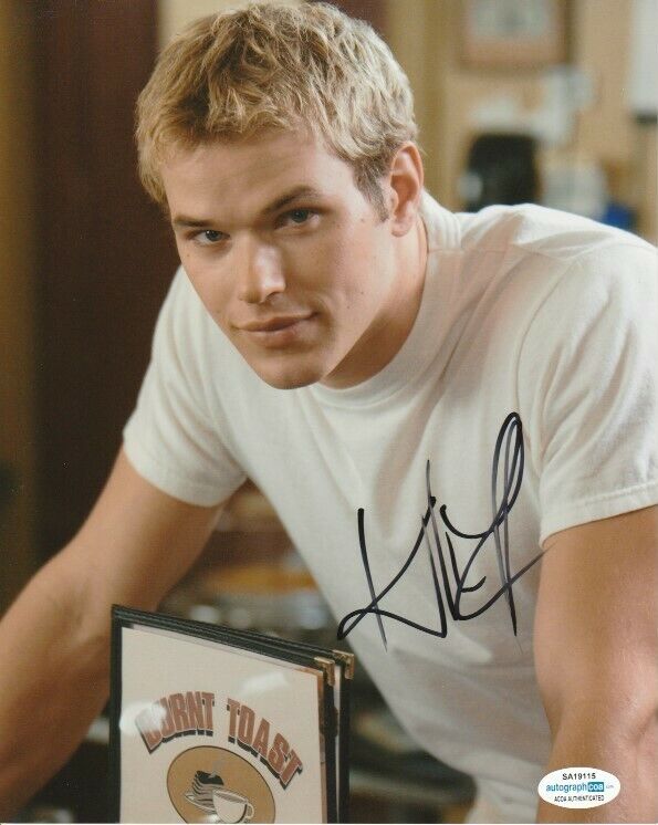 TWILIGHT ACTOR KELLAN LUTZ SIGNED 8x10 Photo Poster painting #3 TARZAN FBI: MOST WANTED ACOA COA