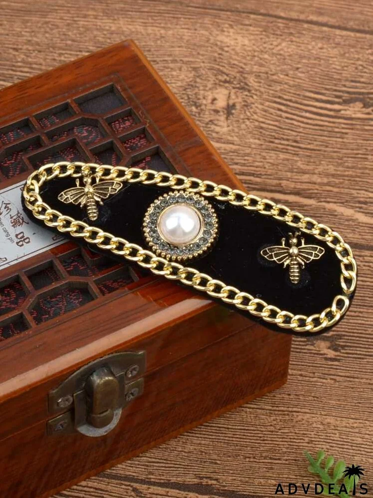 Bee & Chain Decor Hair Clip