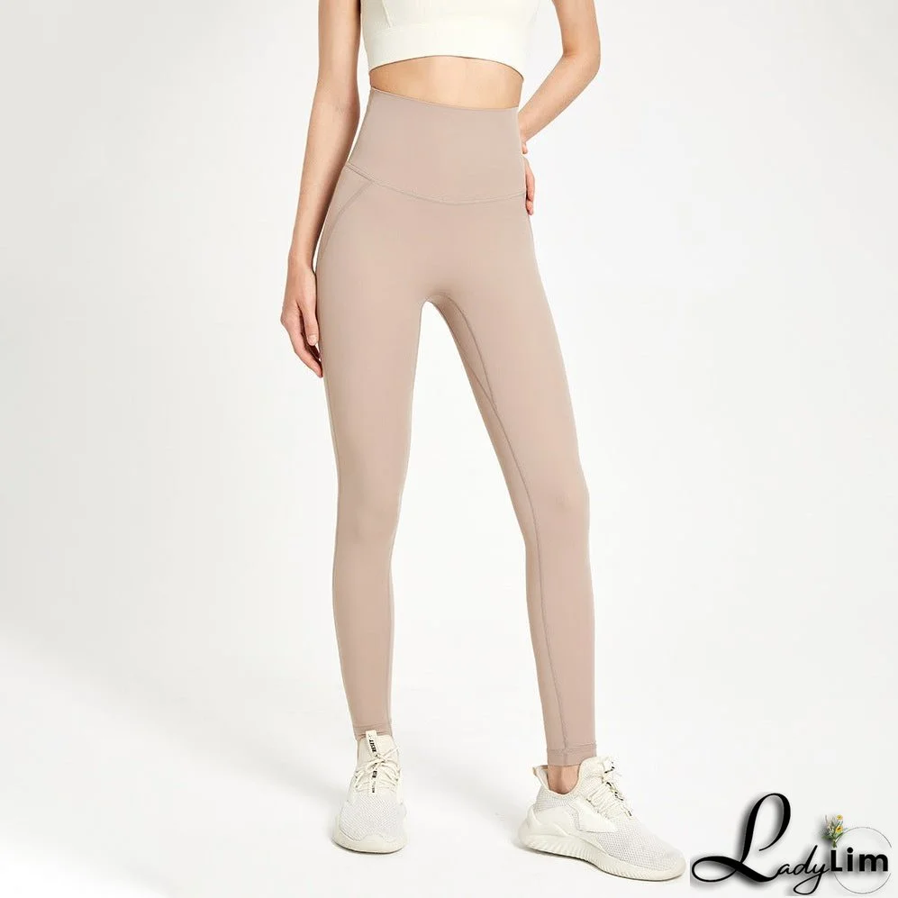 Fashionable and Effortless winter Pants