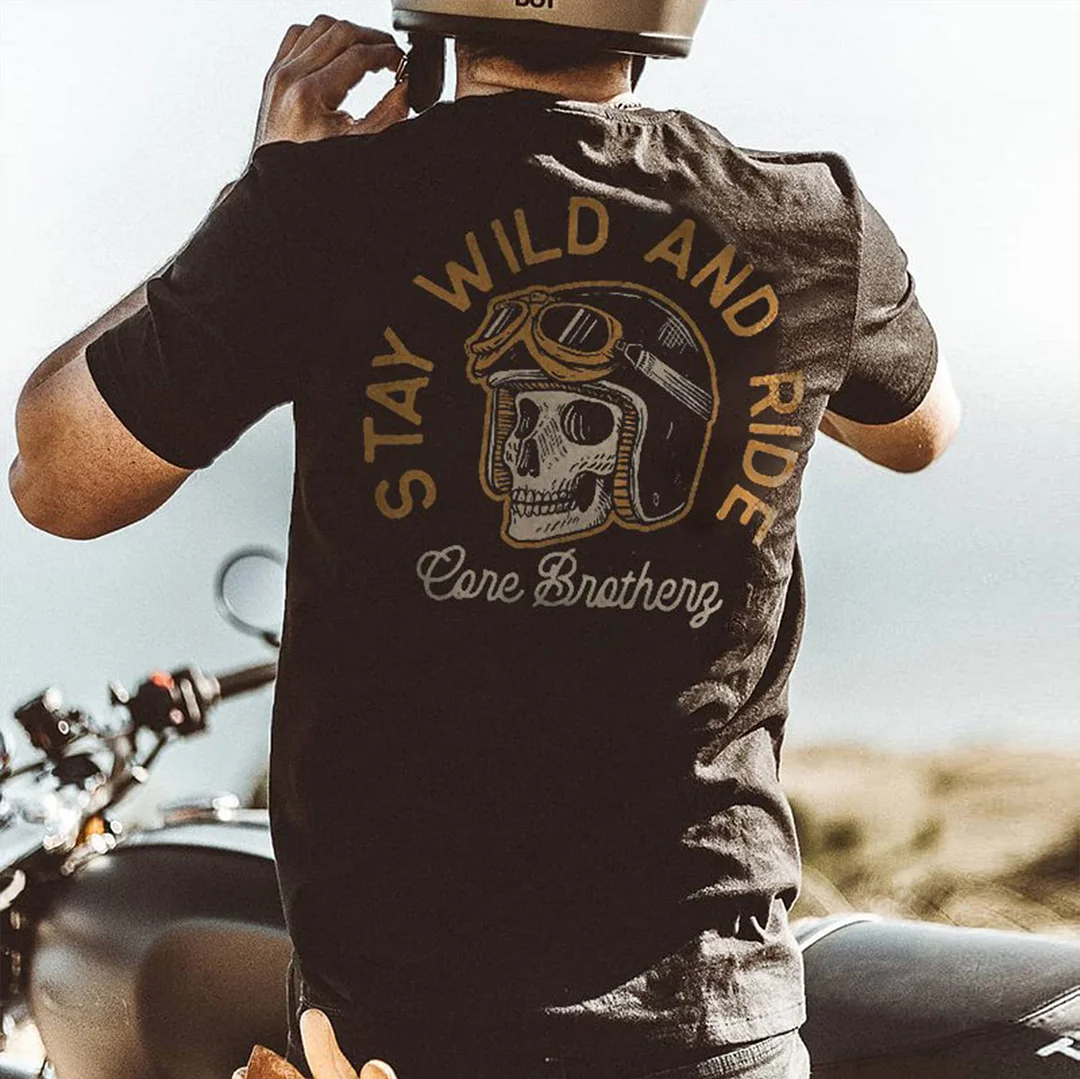 STAY WILD AND RIDE Skull with Helmet Graphic Black Print T-shirt