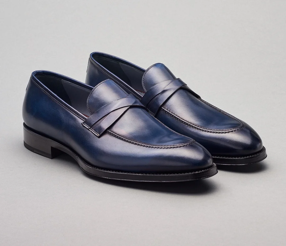 The Siena Navy Men's Loafers