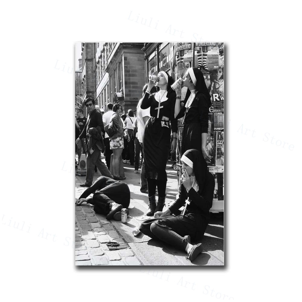 Black and White Nordic Pictures Fashion Stars and Dogs Posters Wall Art Canvas Printing for Living Room Decor