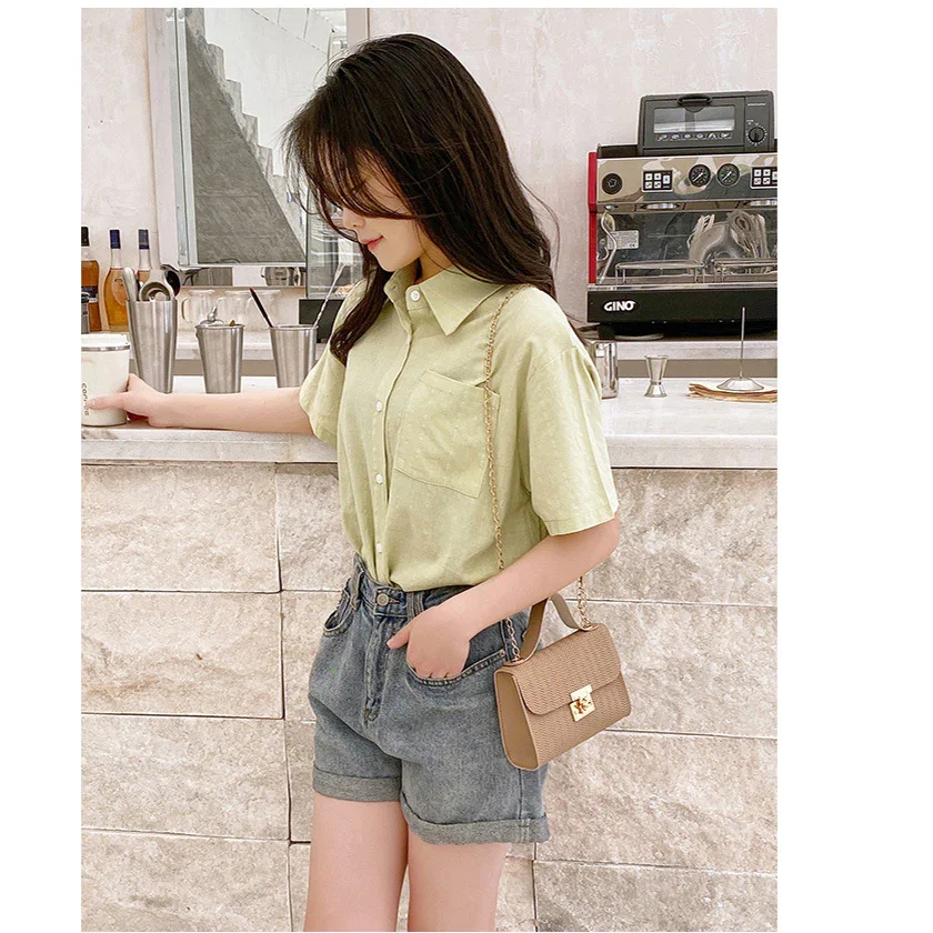 The Hottest Messenger Bags for Women in 2022