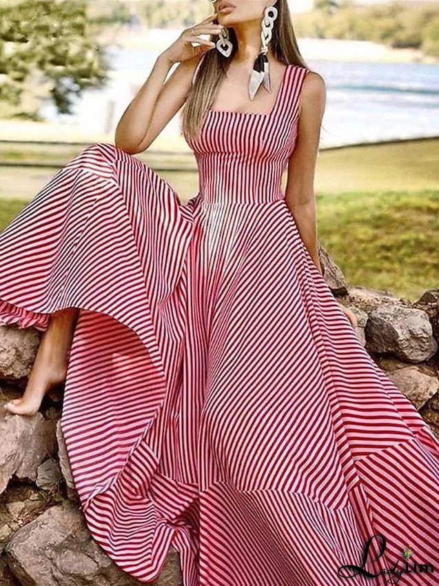 Fashionable and Minimalist Dress