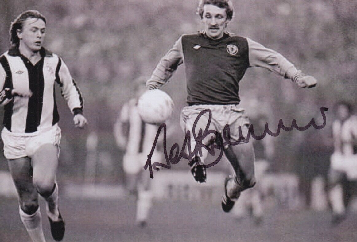 DES BREMNER HAND SIGNED 6X4 Photo Poster painting ASTON VILLA FOOTBALL AUTOGRAPH 3