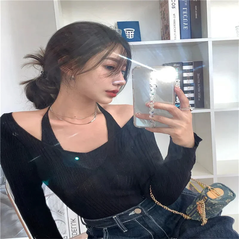 Uveng Uveng Two Knitted Shirt Women Spring New Sexy Slimy V Collar Hanging Neck Long Sleeve Bottom Shirt