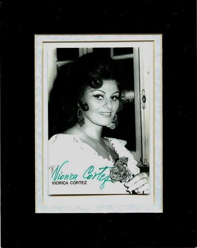 Beautiful VIORICA CORTEZ Signed & Matted Photo Poster painting