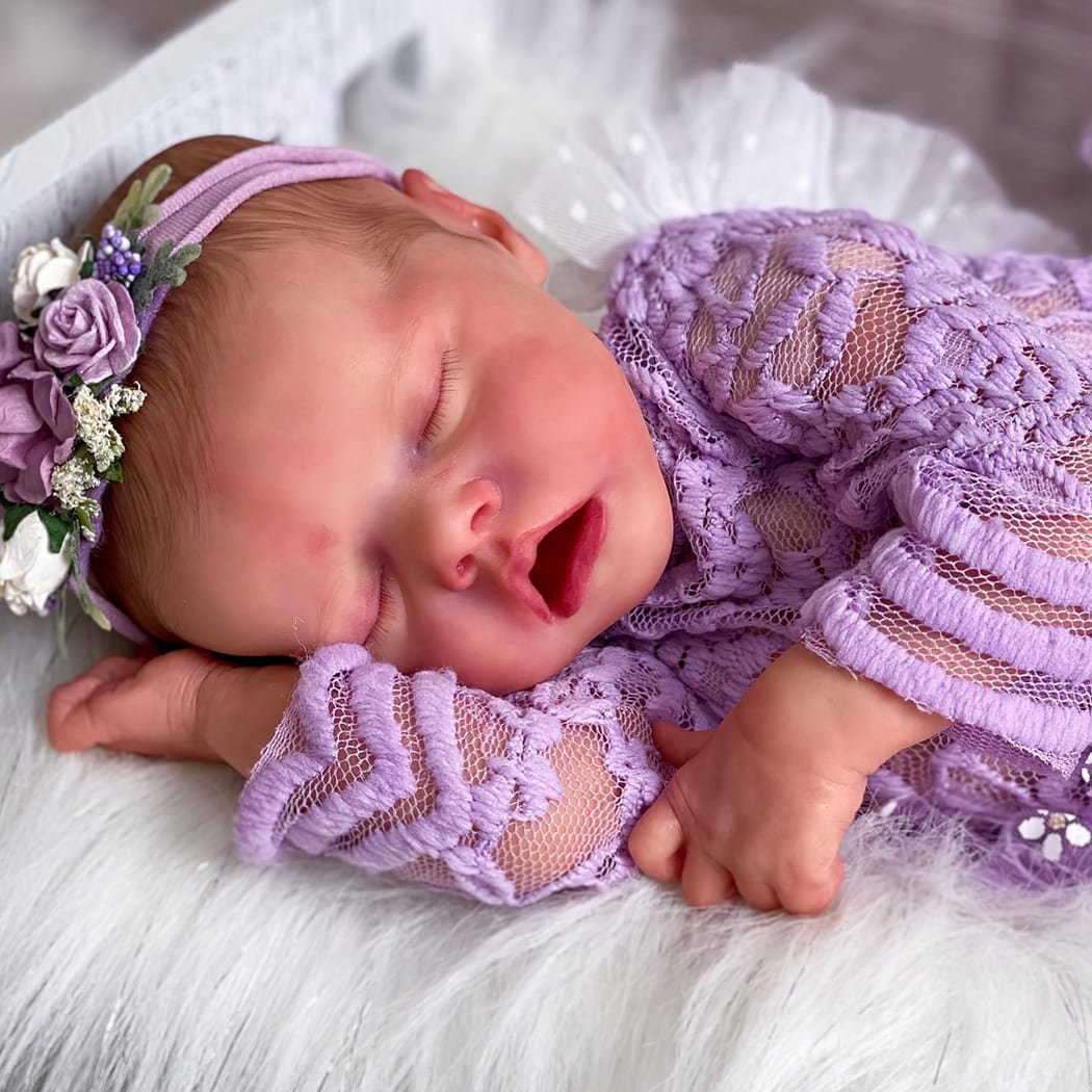 17" Lifelike Hand-painted Hair Newborn Baby Doll Miranda "Breathes" or "Coos" And Has A "Heartbeat"