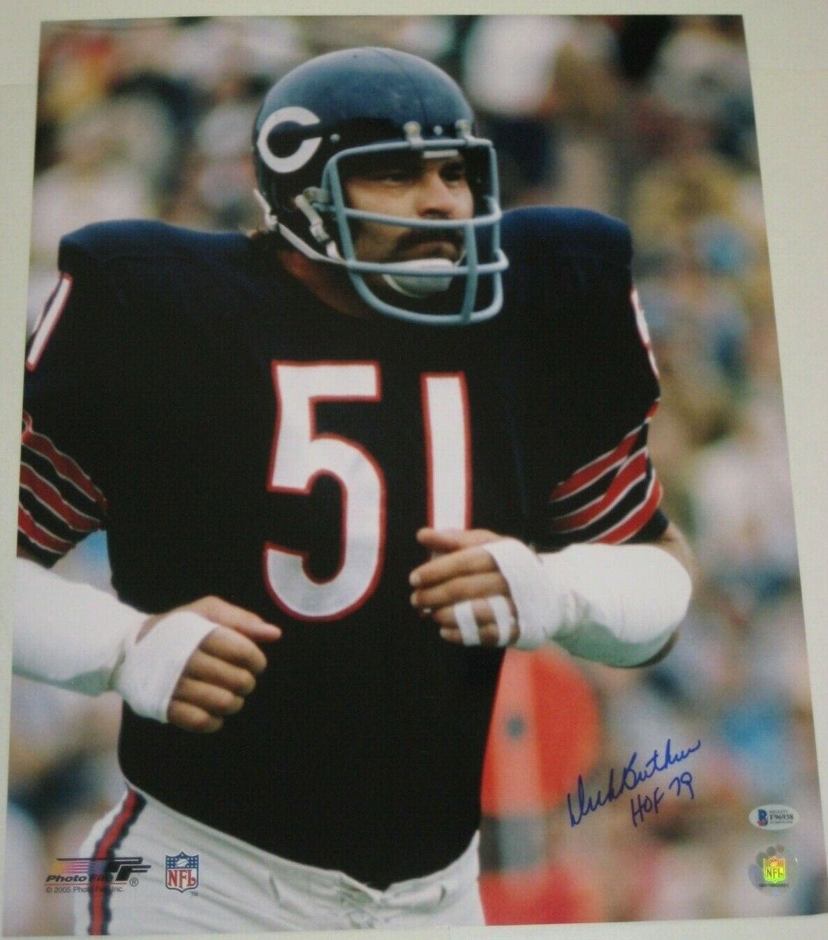 DICK BUTKUS Signed Chicago BEARS 16x20 Photo Poster painting w/ Beckett COA & HOF Inscription