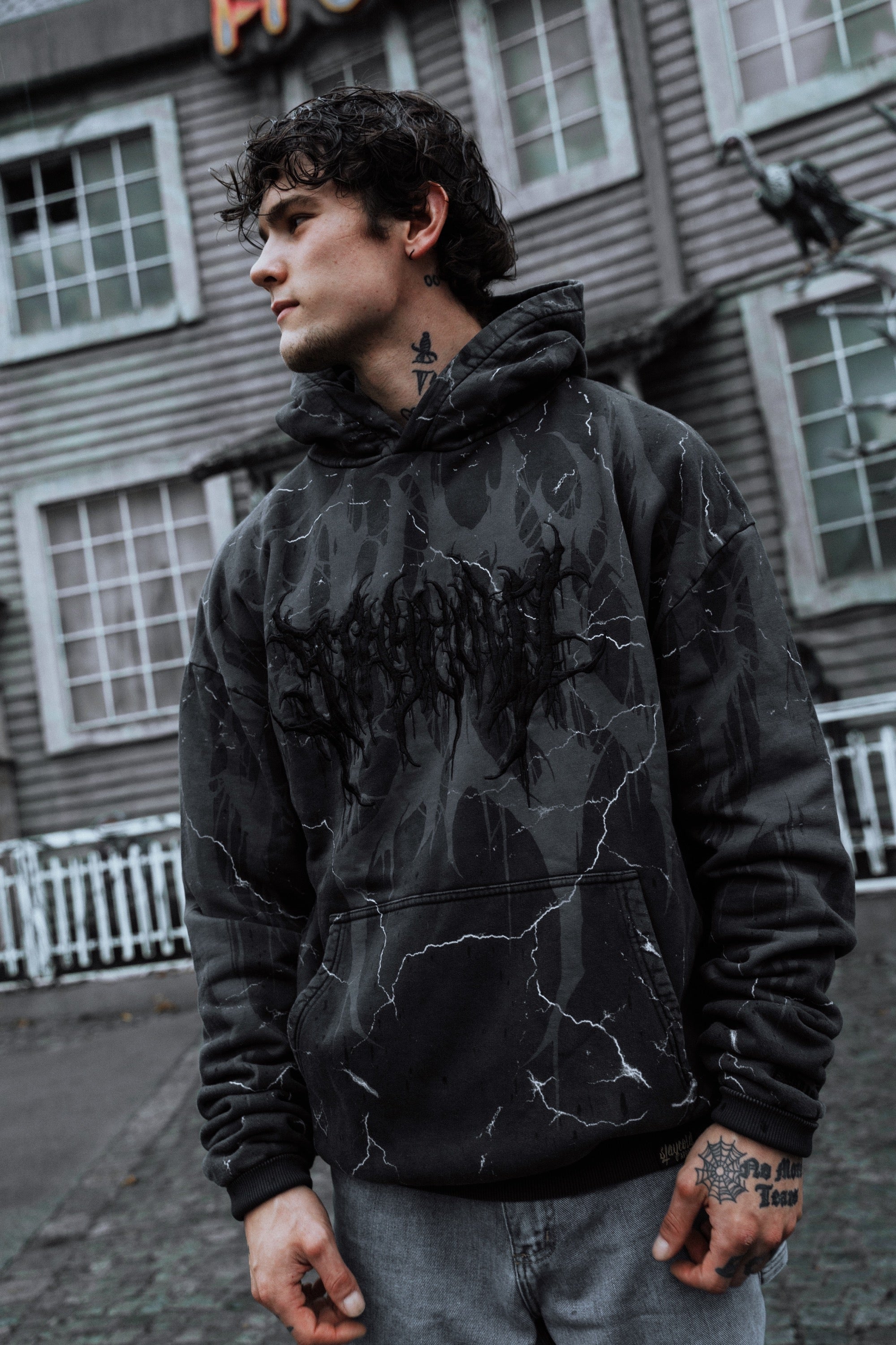 Bloodshot - Heavy Oversized Hoodie (Black Acid) / Rvogue / Rvogue