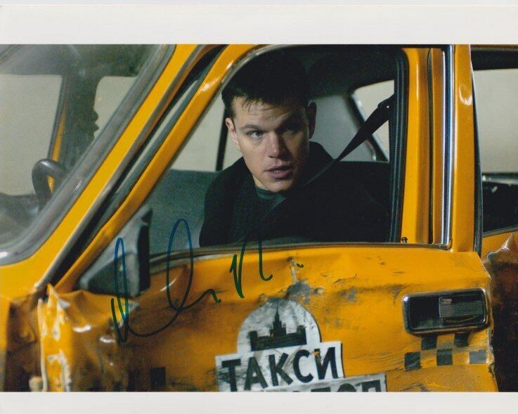 Matt Damon (The Bourne Identity) signed 8x10 Photo Poster painting