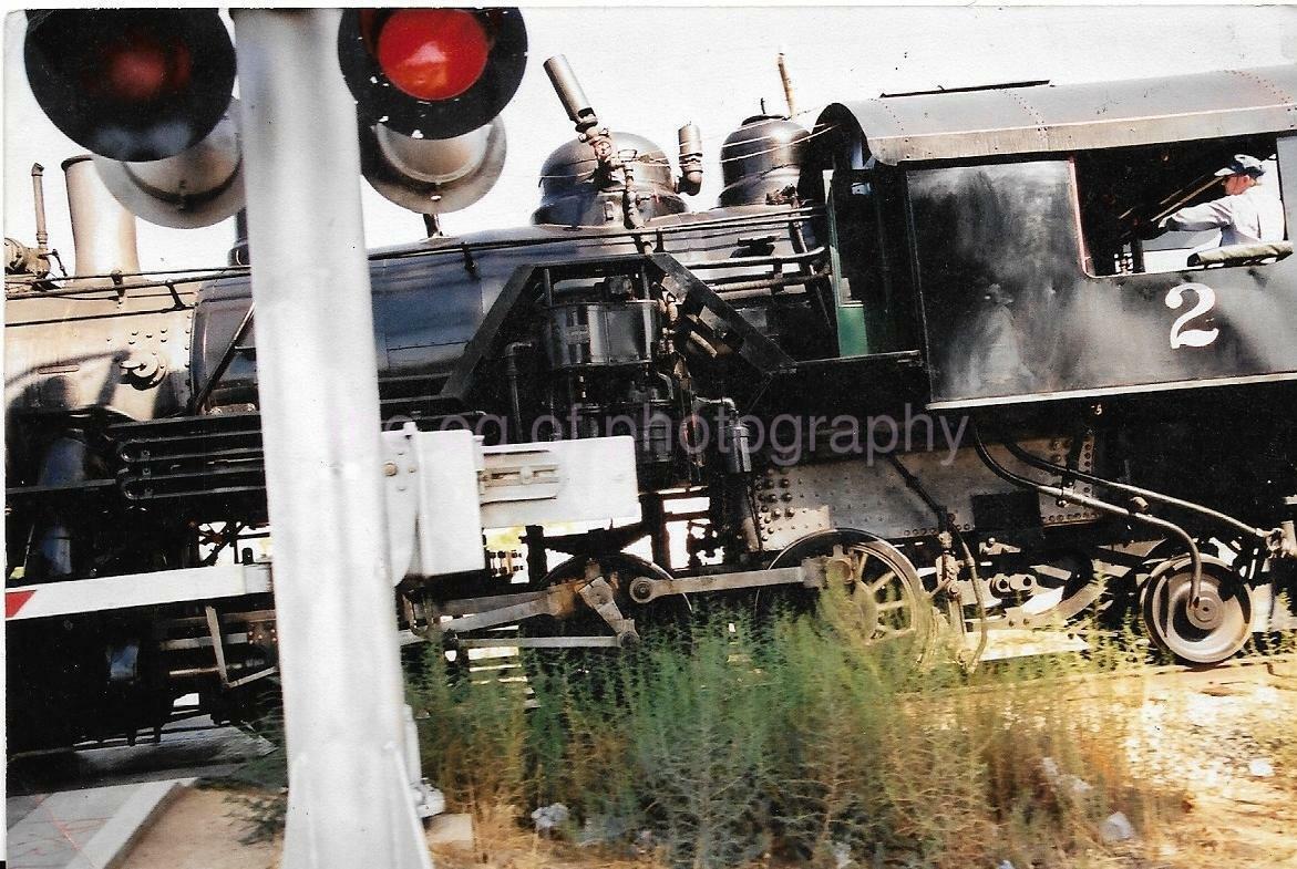 Locomotive FOUND TRAIN Photo Poster painting Original RAILROAD Snapshot VINTAGE COLOR 05 8 R