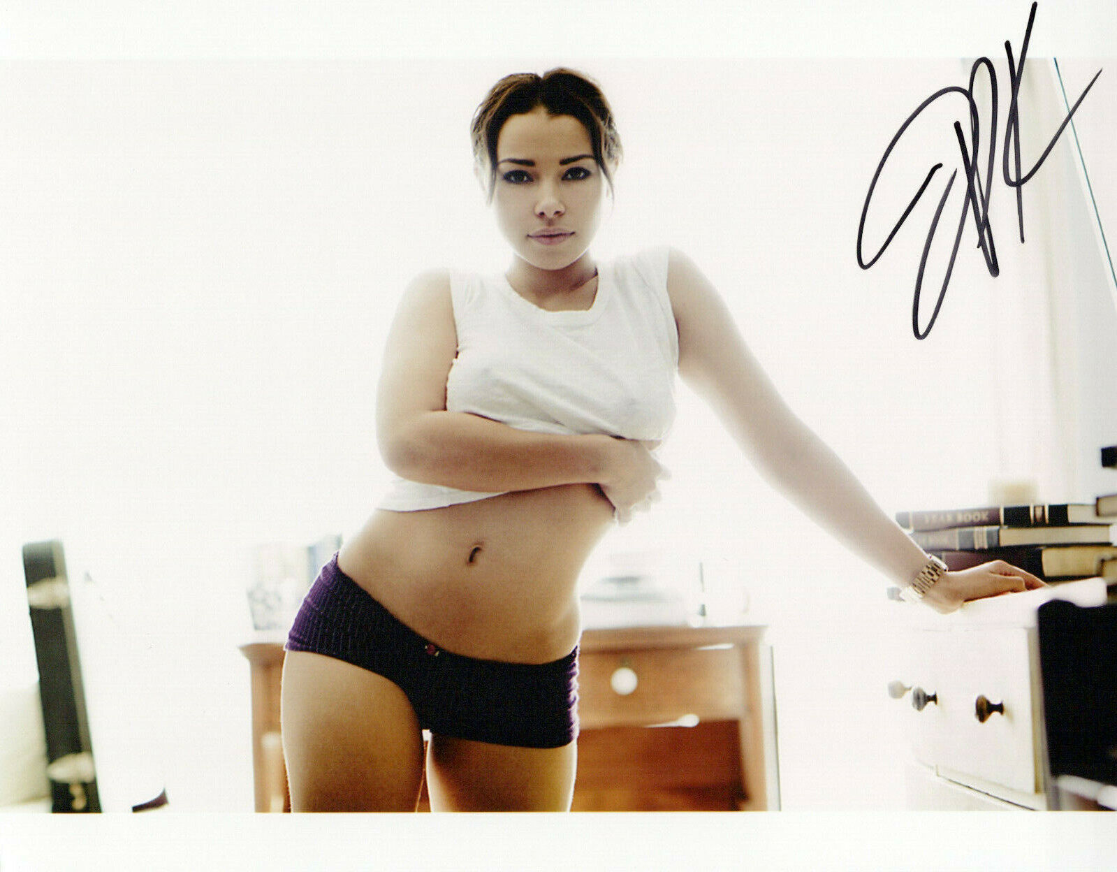 Jessica Parker Kennedy glamour shot autographed Photo Poster painting signed 8x10 #5